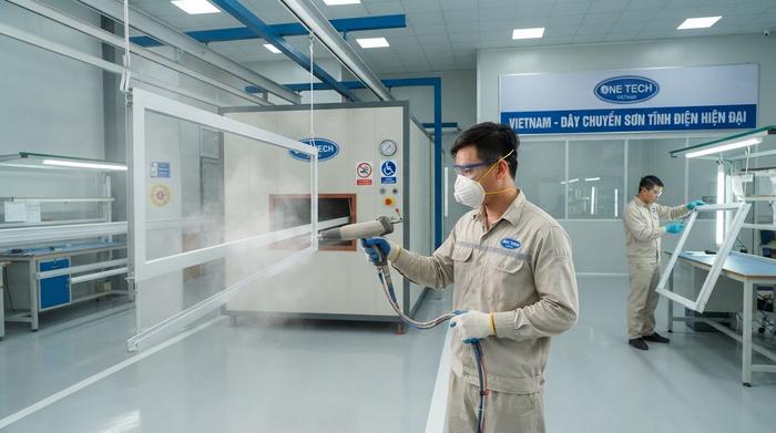 Quy trình sơn tĩnh điện khung nhôm kính Nghệ An đạt độ bền cao Các bước sơn tĩnh điện thanh nhôm kính tại Nghệ An